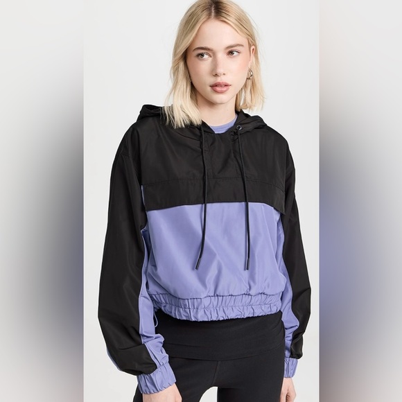 ALO YOGA International Anorak Hoodie In Black/infinity - Picture 1 of 12